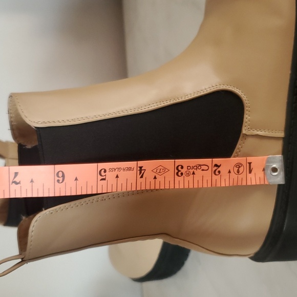 MIA Women’s Lenia Chelsea Platform Boots RUN BIG fit like a 9/9.5 - Picture 9 of 11